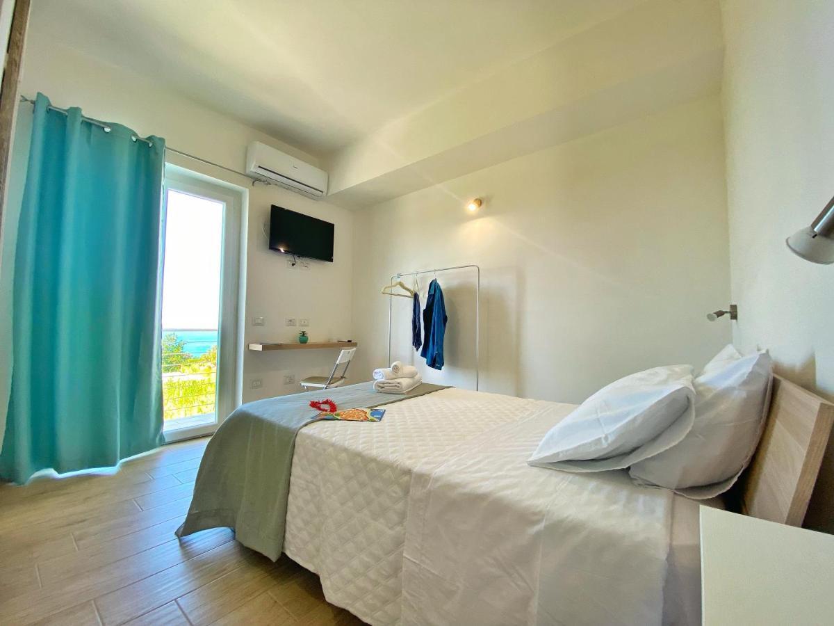 Campus Dei - Tropea Rooms Esterno foto