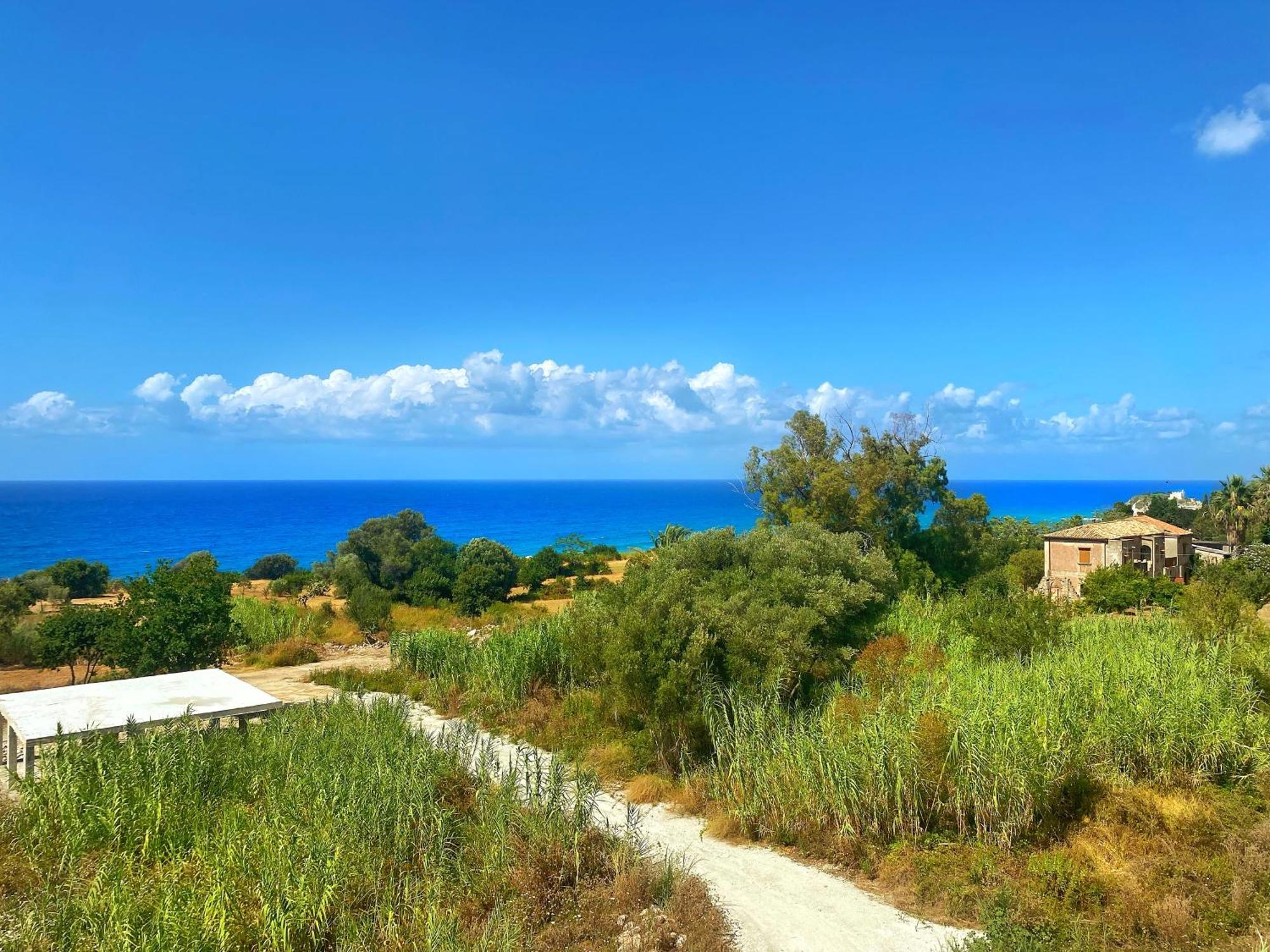Campus Dei - Tropea Rooms Esterno foto